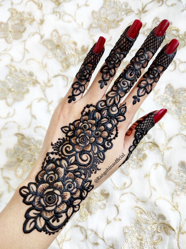 Latest Floral Mehndi Design 2021 - Rang e Hina Designs